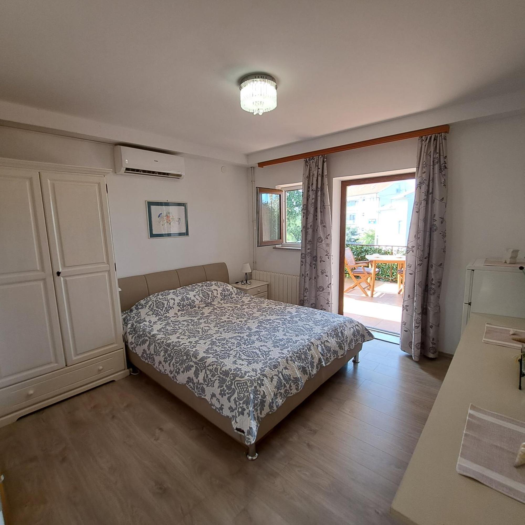 Apartment Jelka Малинська Екстер'єр фото